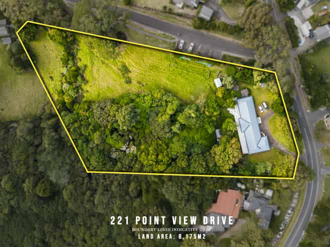 221 Point View Drive, East Tamaki Heights