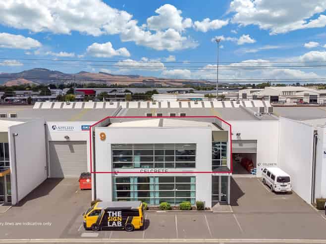 High-Profile Office with Signage Potential