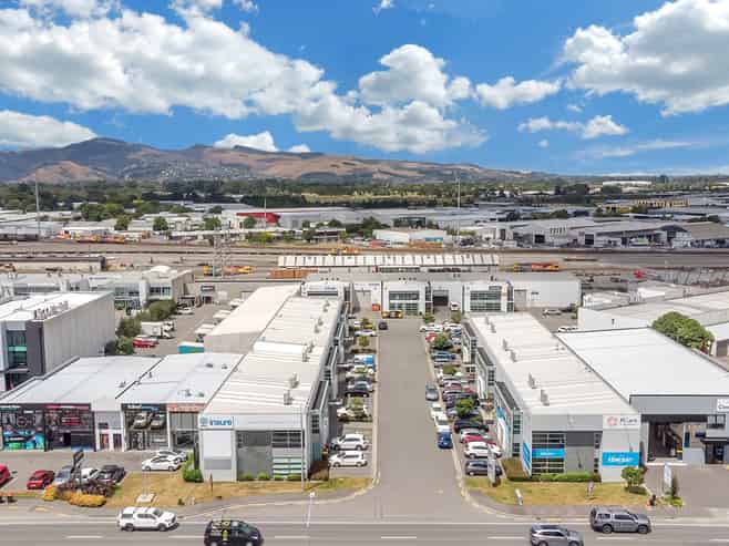 High-Profile Office with Signage Potential