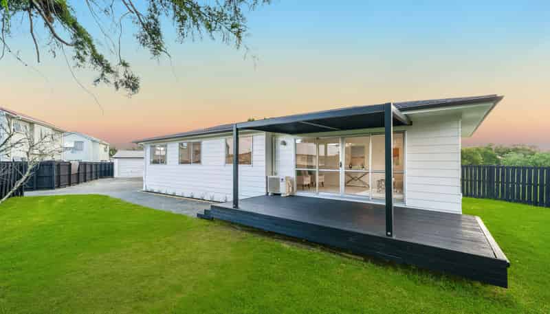 54 Pukeroa Place, Papakura