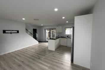 2/45 Fremantle Place, Pakuranga Heights