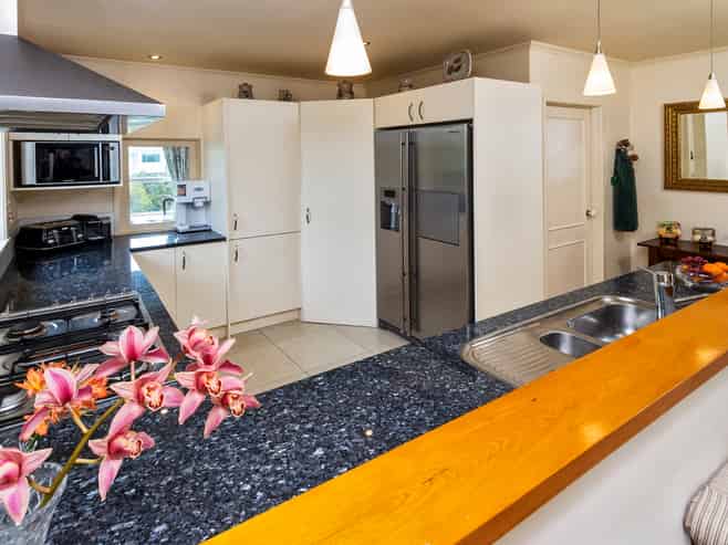 35 Clarendon Road, St Heliers