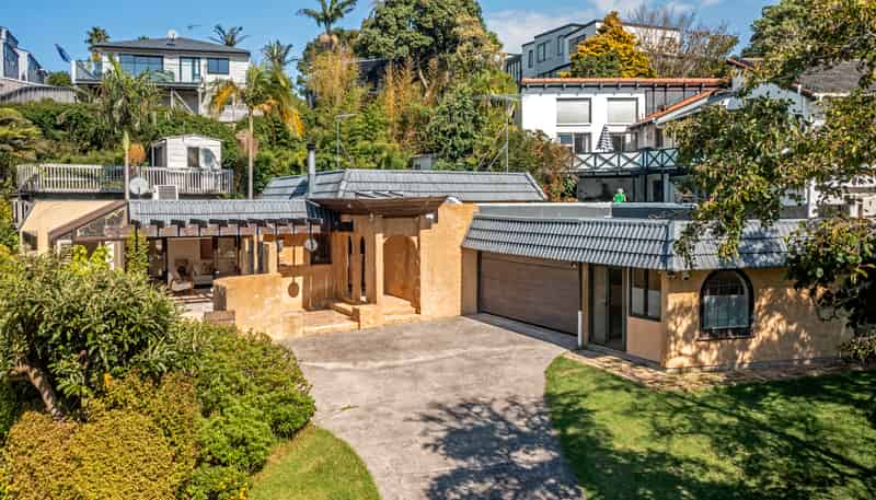 4 Saddleback Rise, Murrays Bay