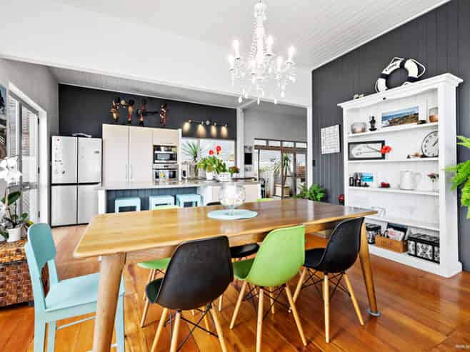 56 The Parade, Bucklands Beach