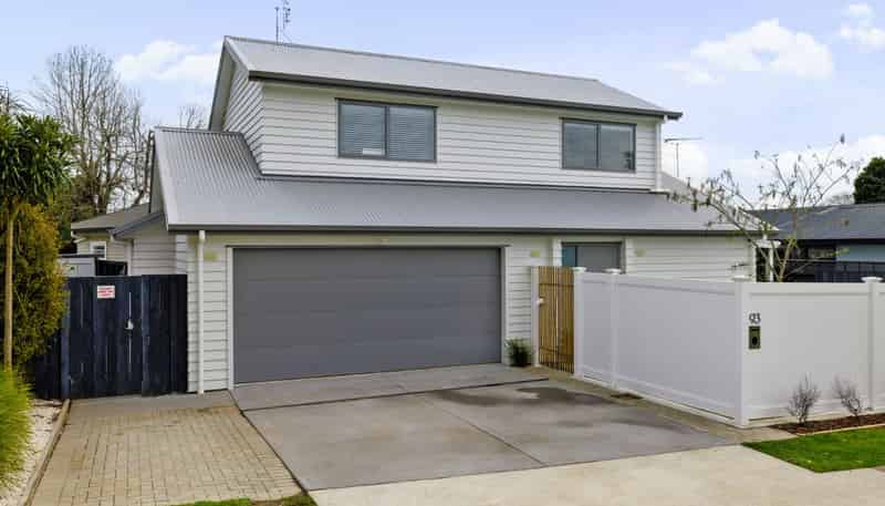 93 Scott Street, Cambridge