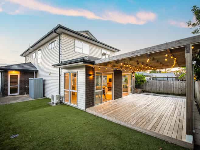 10 Marie Costello Way, Beach Haven