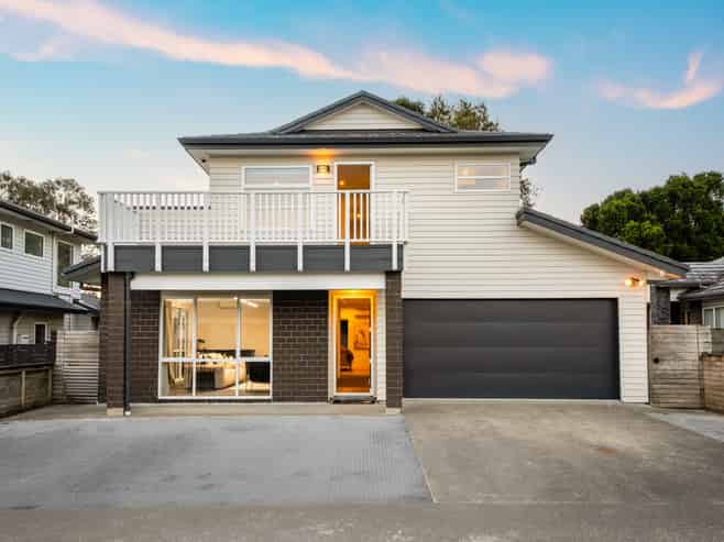 10 Marie Costello Way, Beach Haven