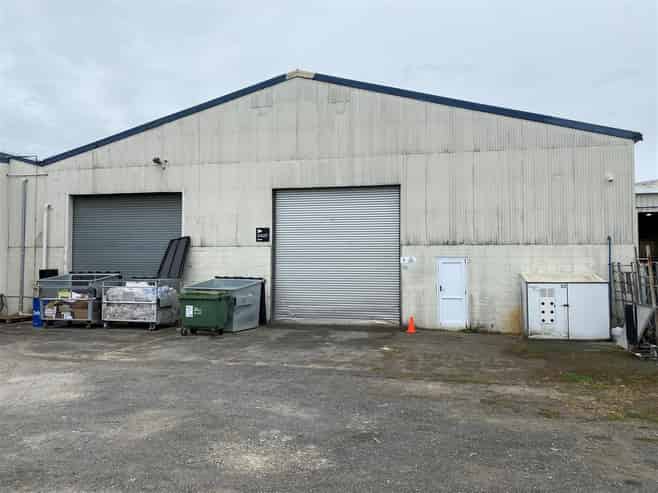 Sizeable Inner Te Rapa Workshop