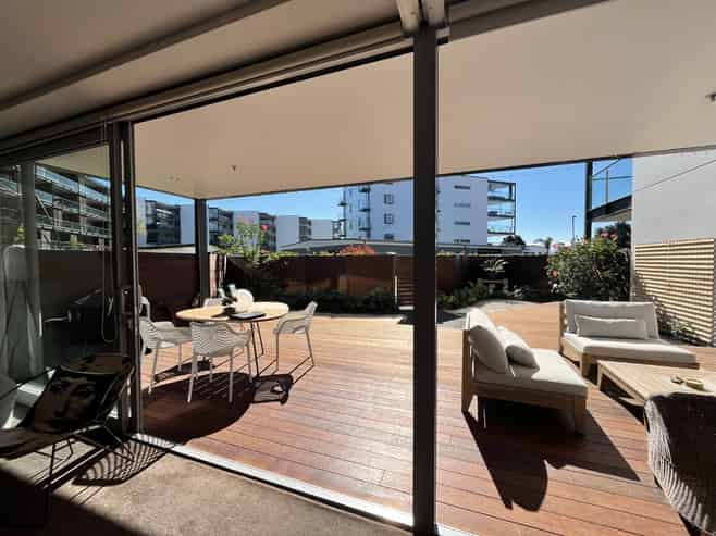 D103/14 West Quay, Ahuriri