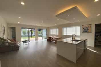 55 Siren Street, Milldale