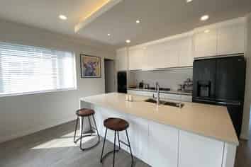 55 Siren Street, Milldale