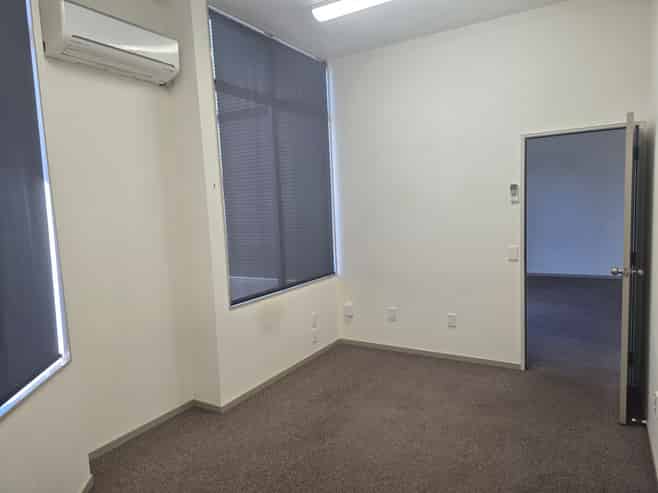 Prime Warehouse, Modern Offices & Parking