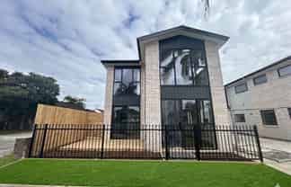 2/55 Great South Road, Papatoetoe