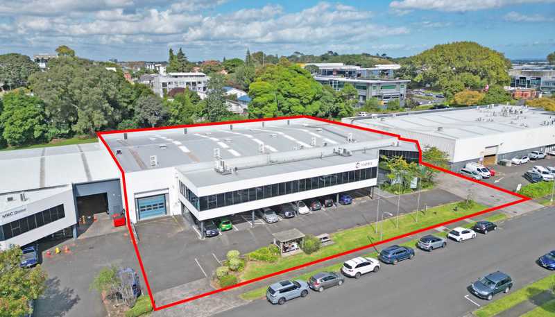 Unit B/2 George Bourke Drive, Mount Wellington