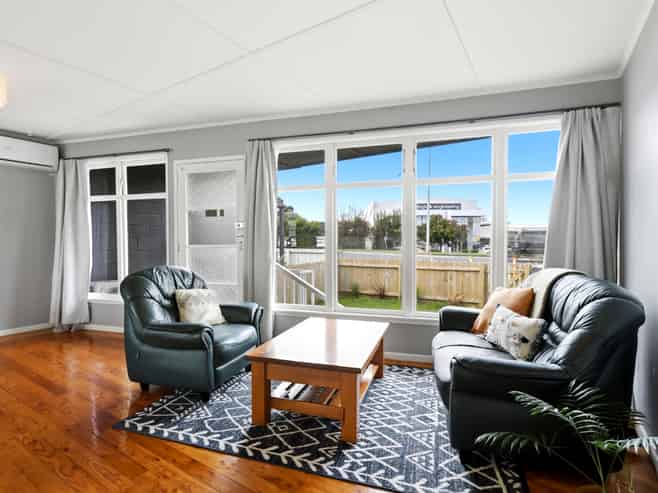 2/276 Rosebank Road, Avondale