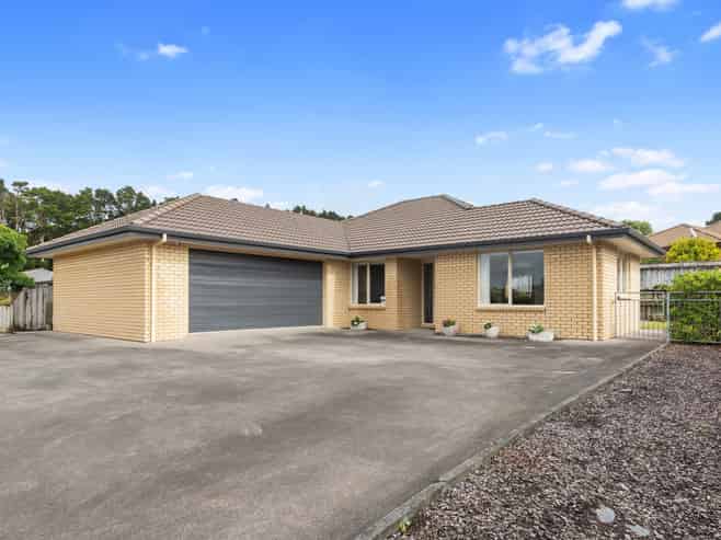 8 Maxwell Place, Kamo