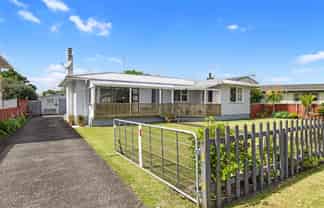 14 Erin Street, Tikipunga