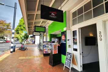 PRIME POSITION IN CENTRAL PARNELL
