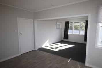 102 Elizabeth Street, Allenton