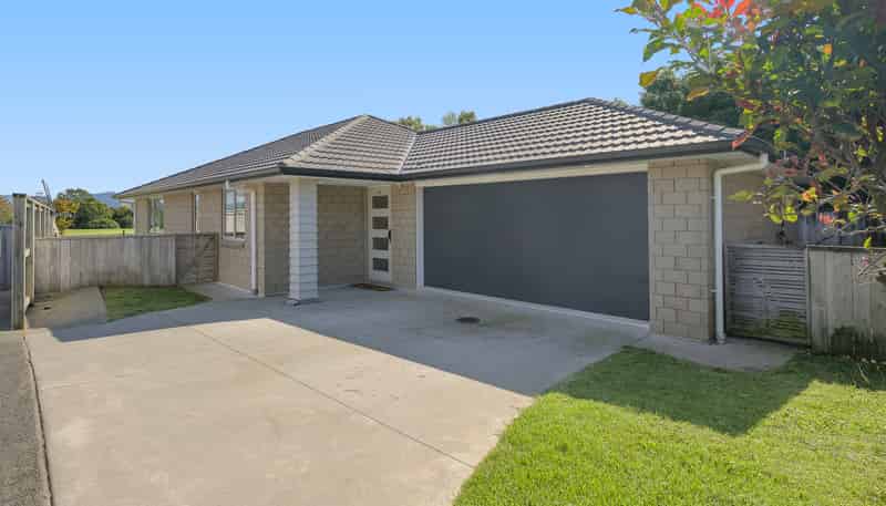 12 Richardson Road, Omokoroa