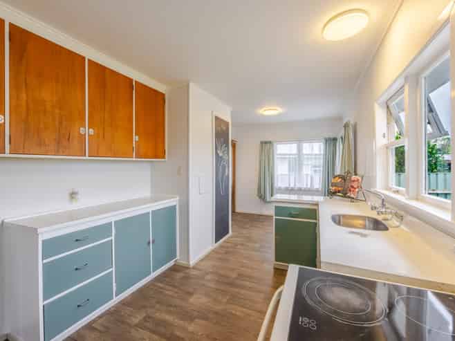 37 Alexander Avenue, Onekawa