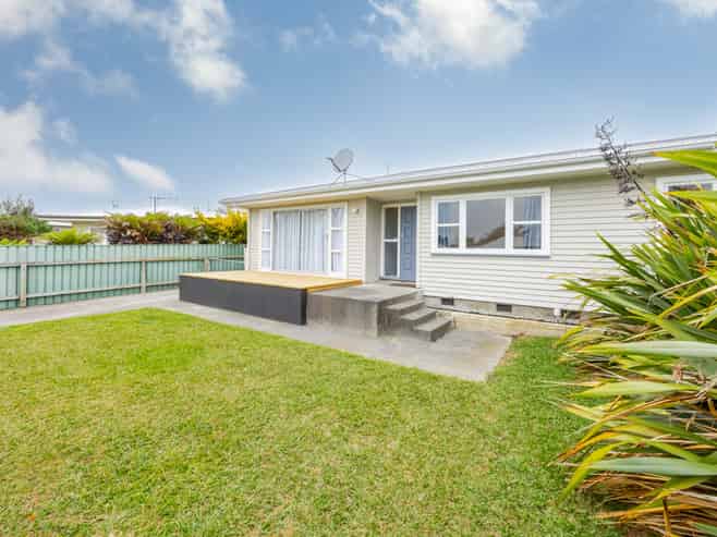 37 Alexander Avenue, Onekawa