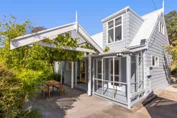 137 Aro Street, Aro Valley