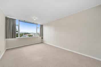 9/41 Barber Grove, Moera