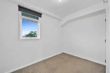 9/41 Barber Grove, Moera