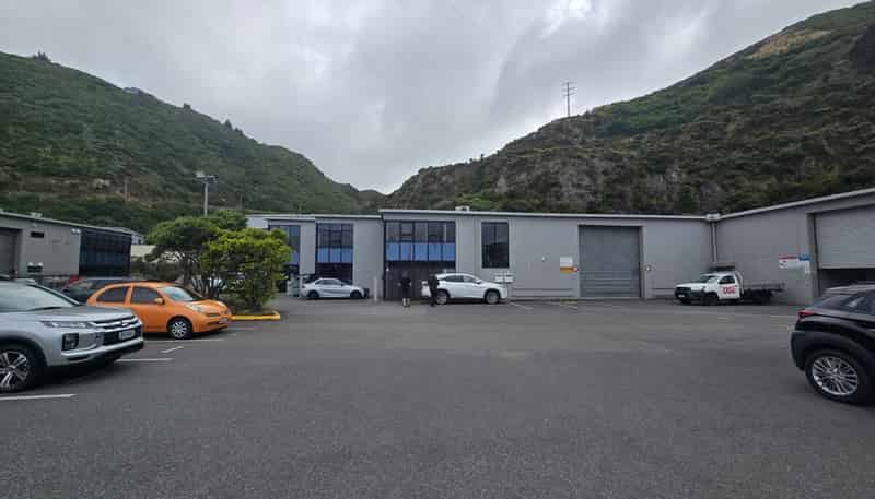 9/4 Glover Street, Ngauranga