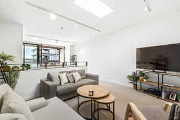 220/38 Khyber Pass Road, Grafton