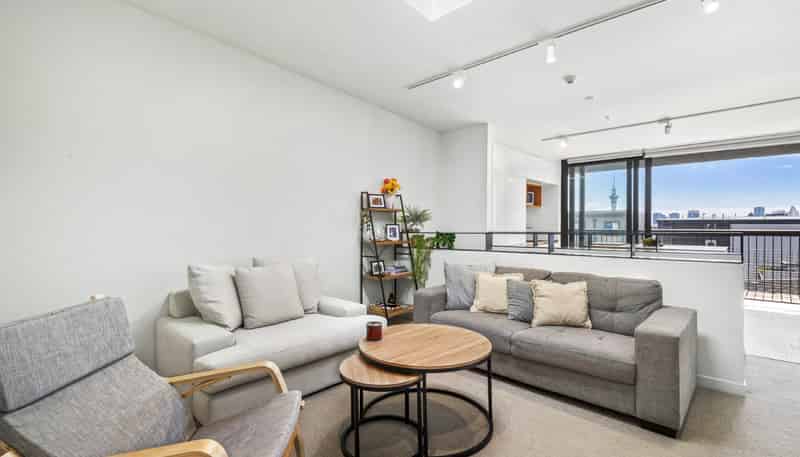 220/38 Khyber Pass Road, Grafton