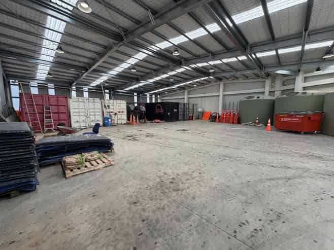 Central Hutt Warehouse