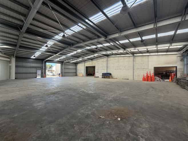 Central Hutt Warehouse