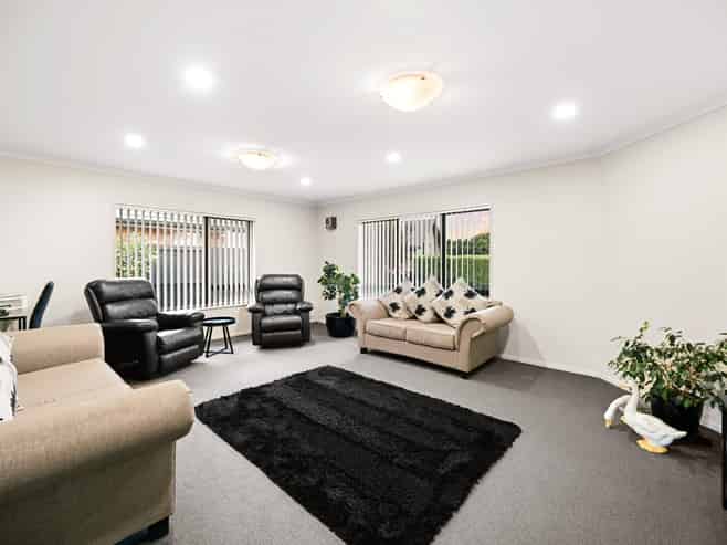 12 Ebony Court, Rototuna North