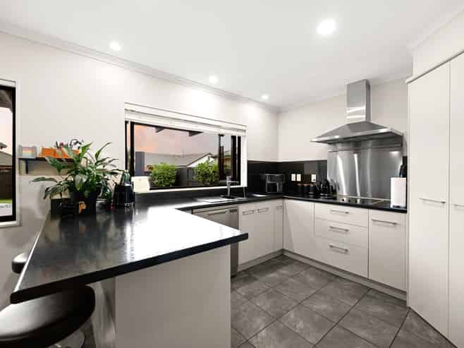 12 Ebony Court, Rototuna North