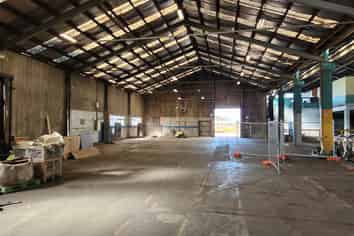 Affordable Sockburn Warehouse