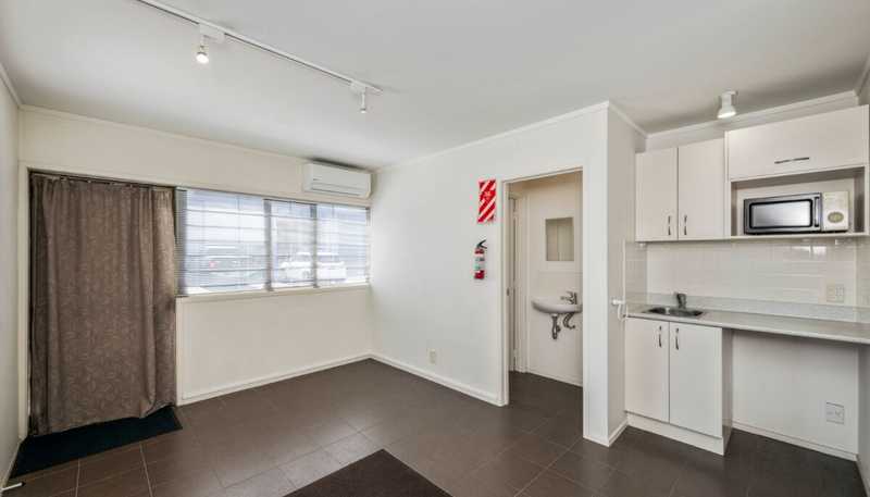 8/33 Elizabeth Knox Place, Saint Johns