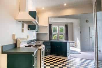 Upper Flat/179 Ohiro Road, Brooklyn