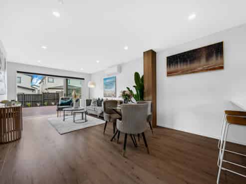 7  Freshland Drive, Flat Bush