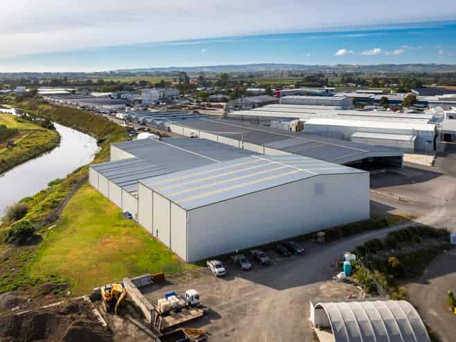 Large 6186m² Whakatu Warehouse