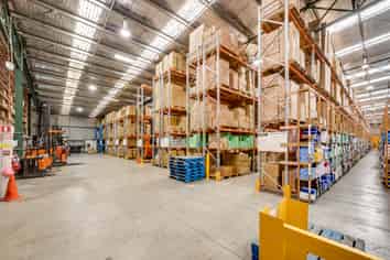 Whakatu Warehouse For Lease
