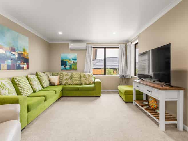 12 Chesterton Drive, Cambridge