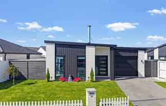 24 Greengrass Crescent, Kaiapoi