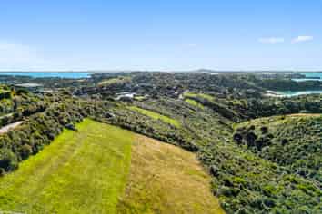 7 Tukere Lane, Onetangi