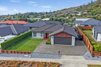 15 Piwakawaka Drive, Stoke