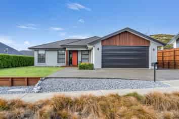 15 Piwakawaka Drive, Stoke