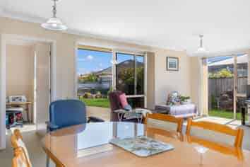 9 Magnolia Rise, Waipahihi