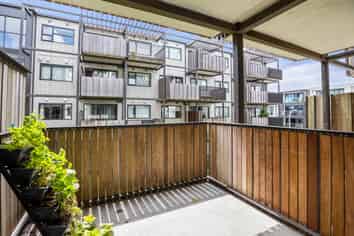 206/30 Enfield Street, Mount Eden