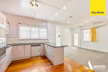 Auckland - Address withheld